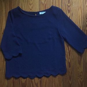 Monteau Scalloped Top